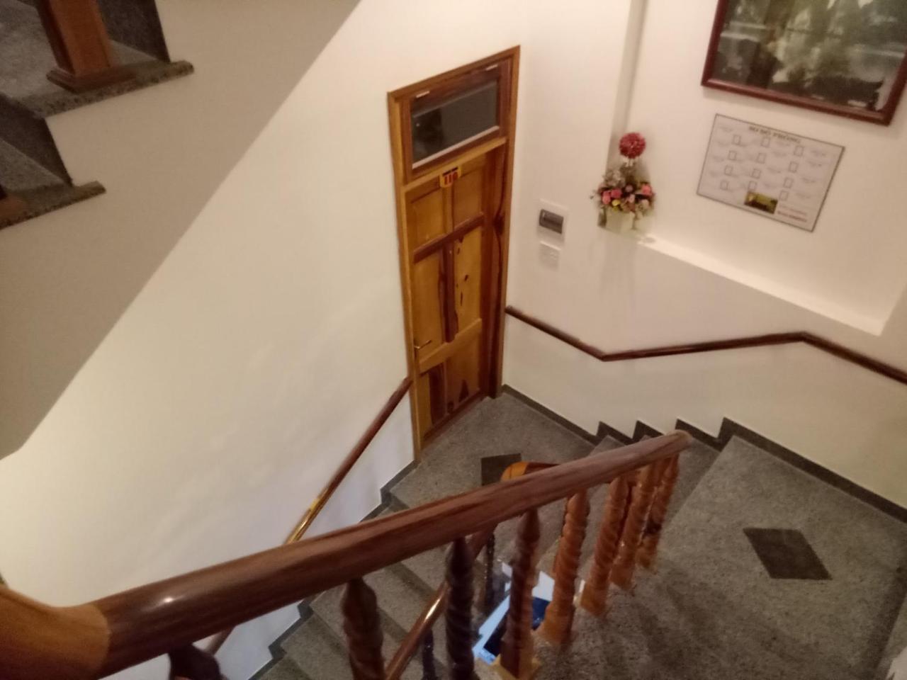 Hotel Hoang Dung Kinh Dinh Bagian luar foto