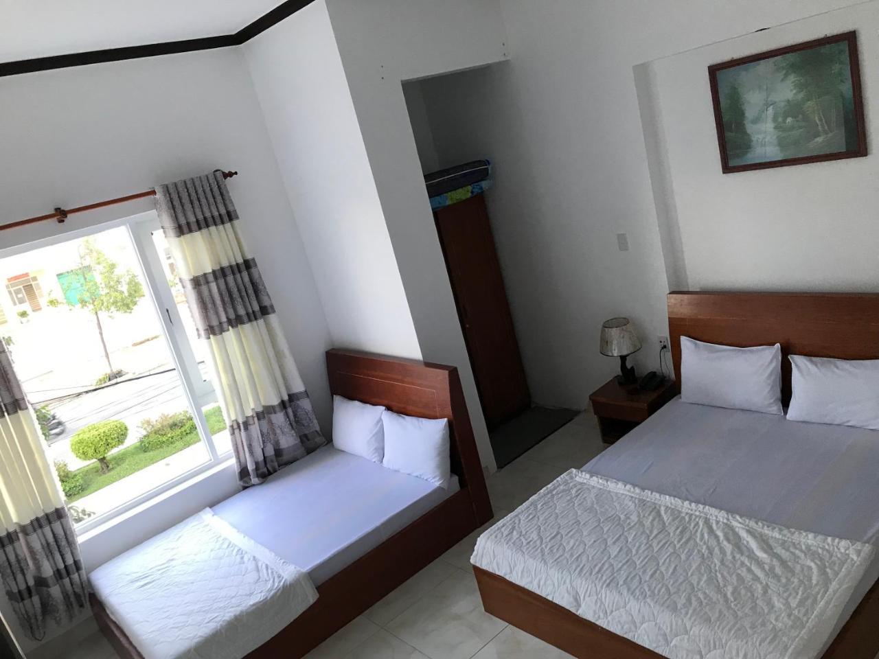 Hotel Hoang Dung Kinh Dinh Bagian luar foto