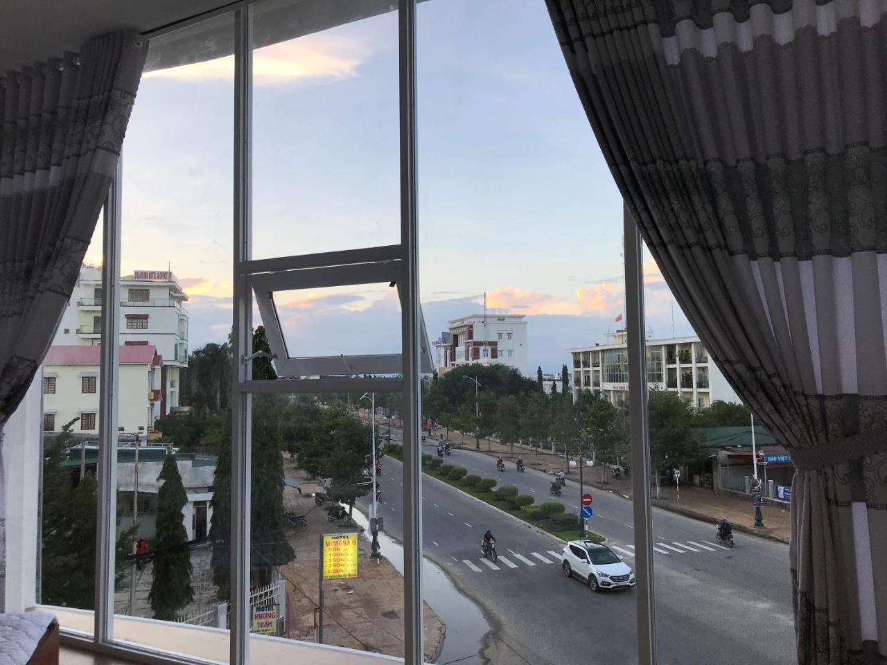 Hotel Hoang Dung Kinh Dinh Bagian luar foto