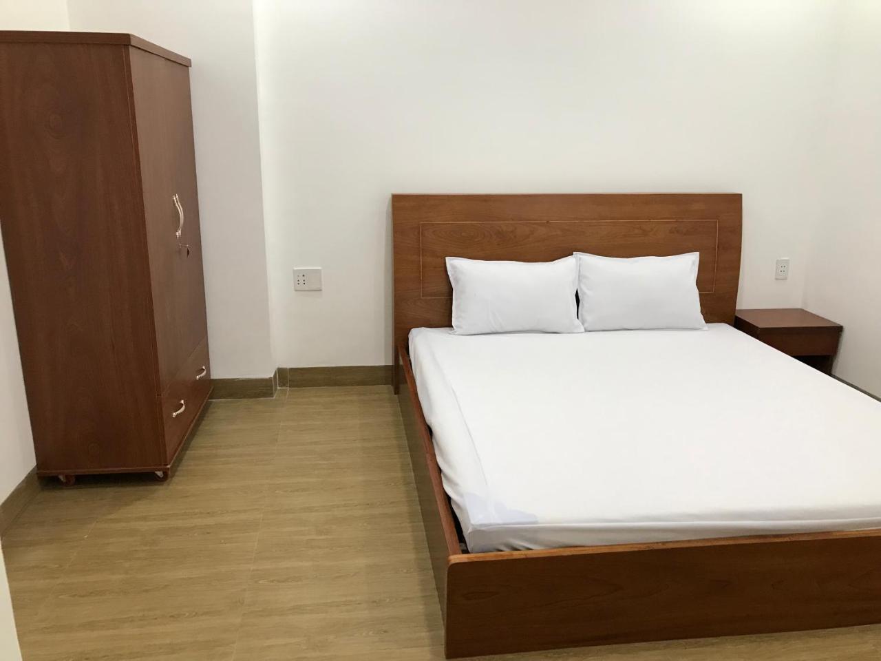 Hotel Hoang Dung Kinh Dinh Bagian luar foto
