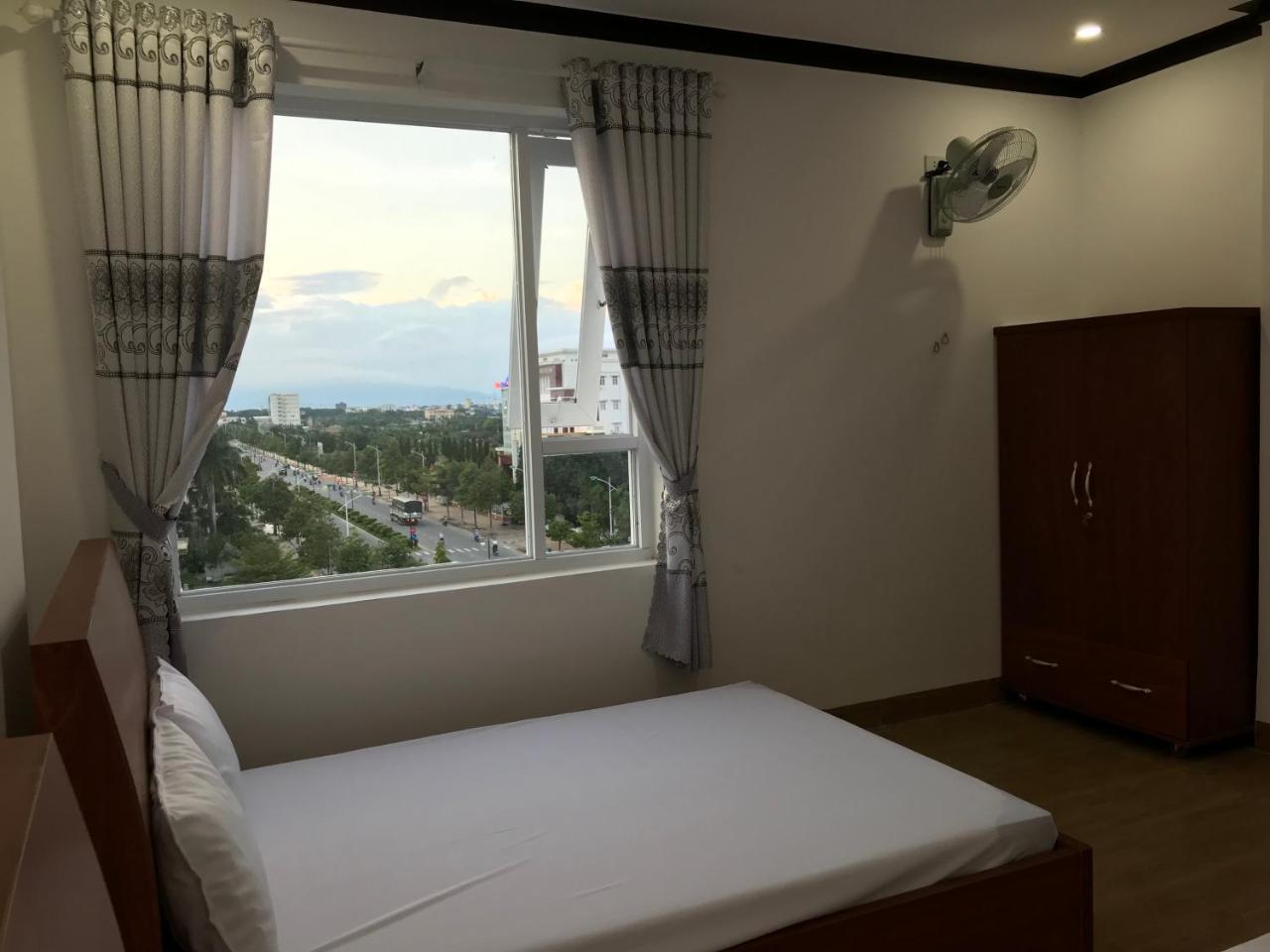 Hotel Hoang Dung Kinh Dinh Bagian luar foto