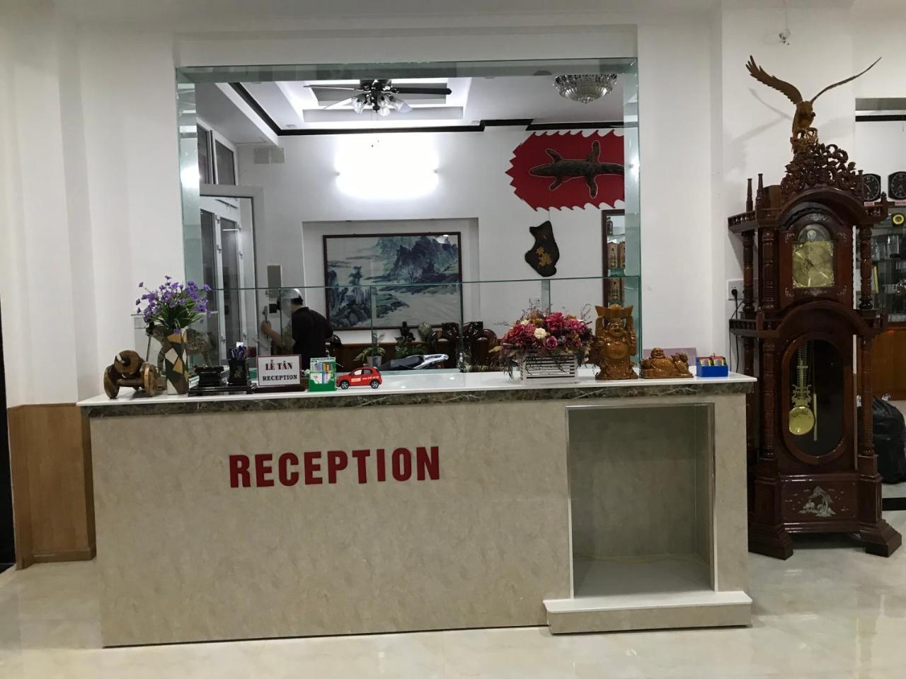 Hotel Hoang Dung Kinh Dinh Bagian luar foto
