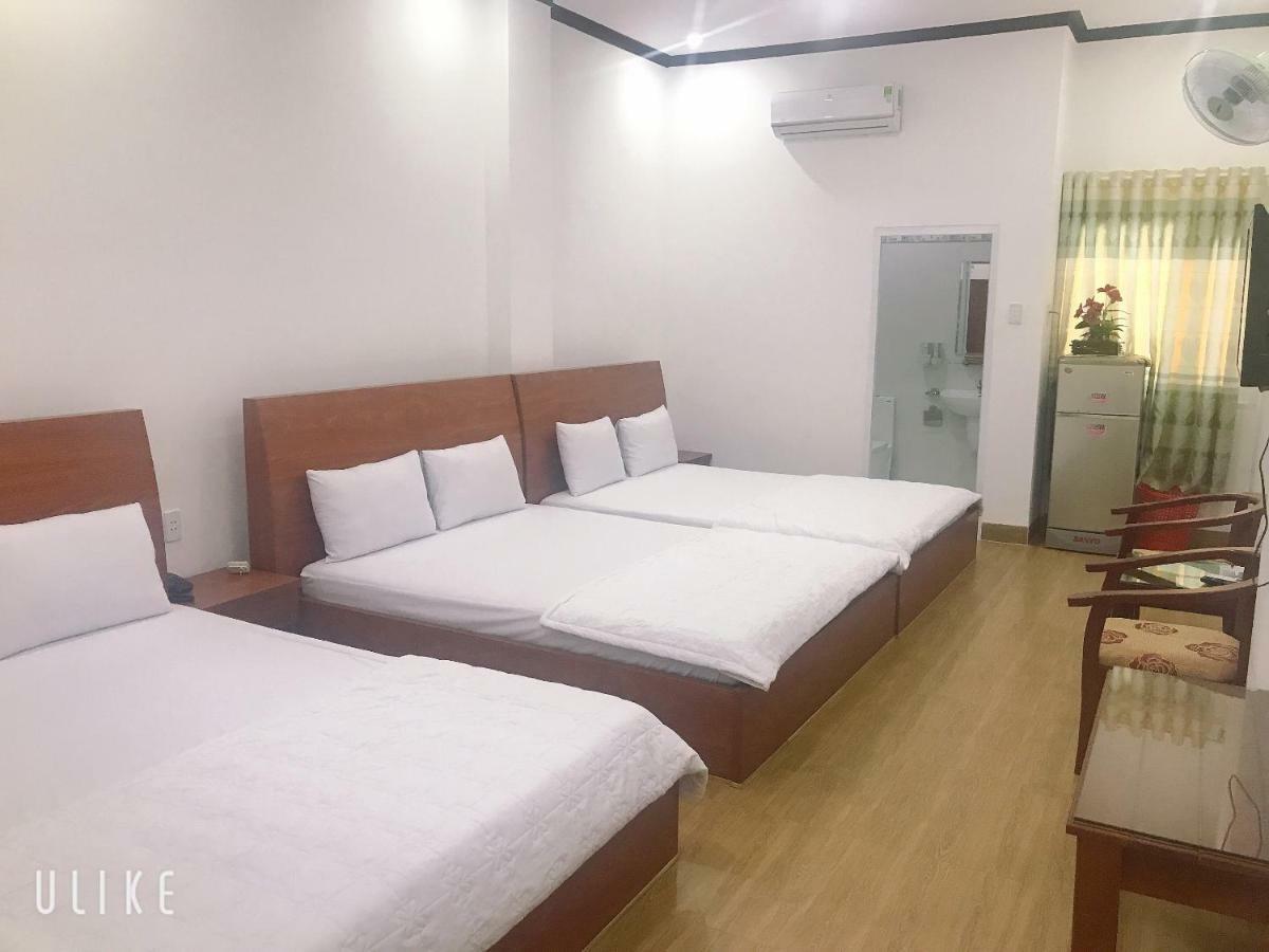 Hotel Hoang Dung Kinh Dinh Bagian luar foto